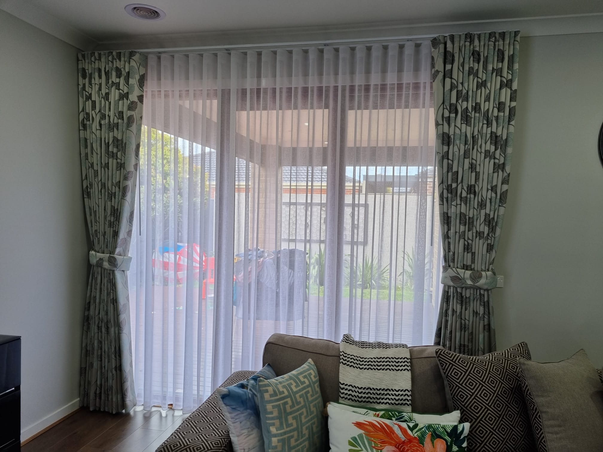 blockout-curtains-sheer-curtains-melbourne (11)