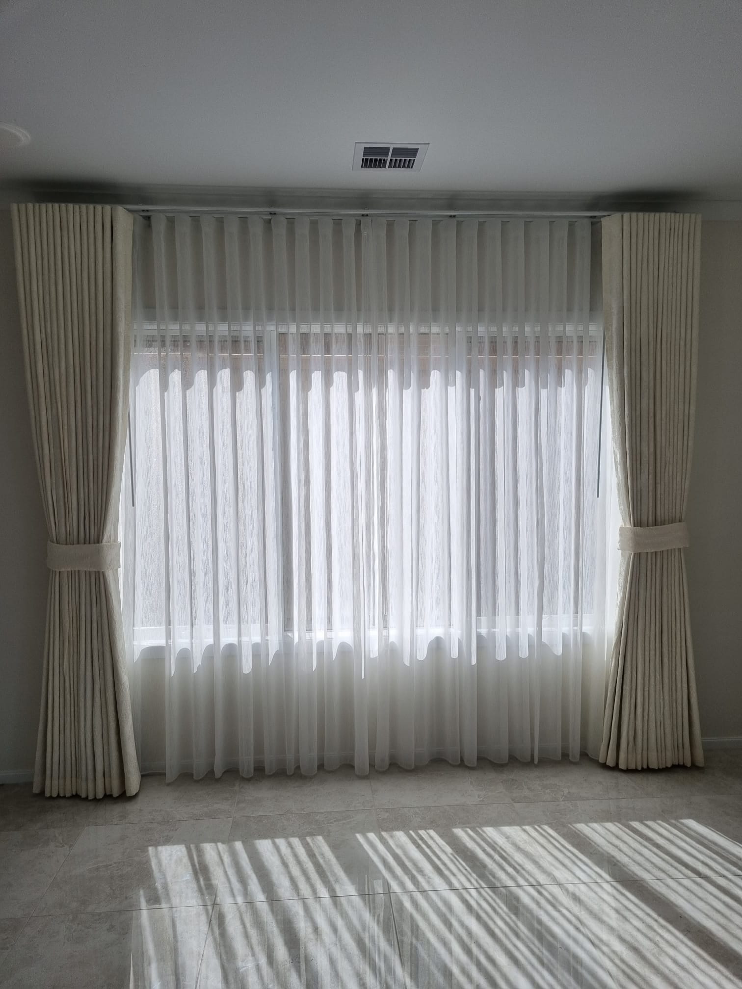 blockout-curtains-sheer-curtains-melbourne (7)
