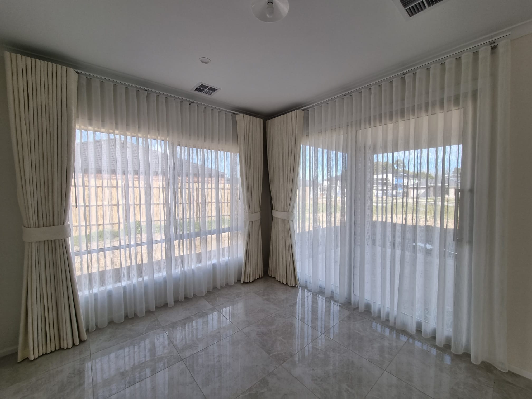 blockout-curtains-sheer-curtains-melbourne (8)