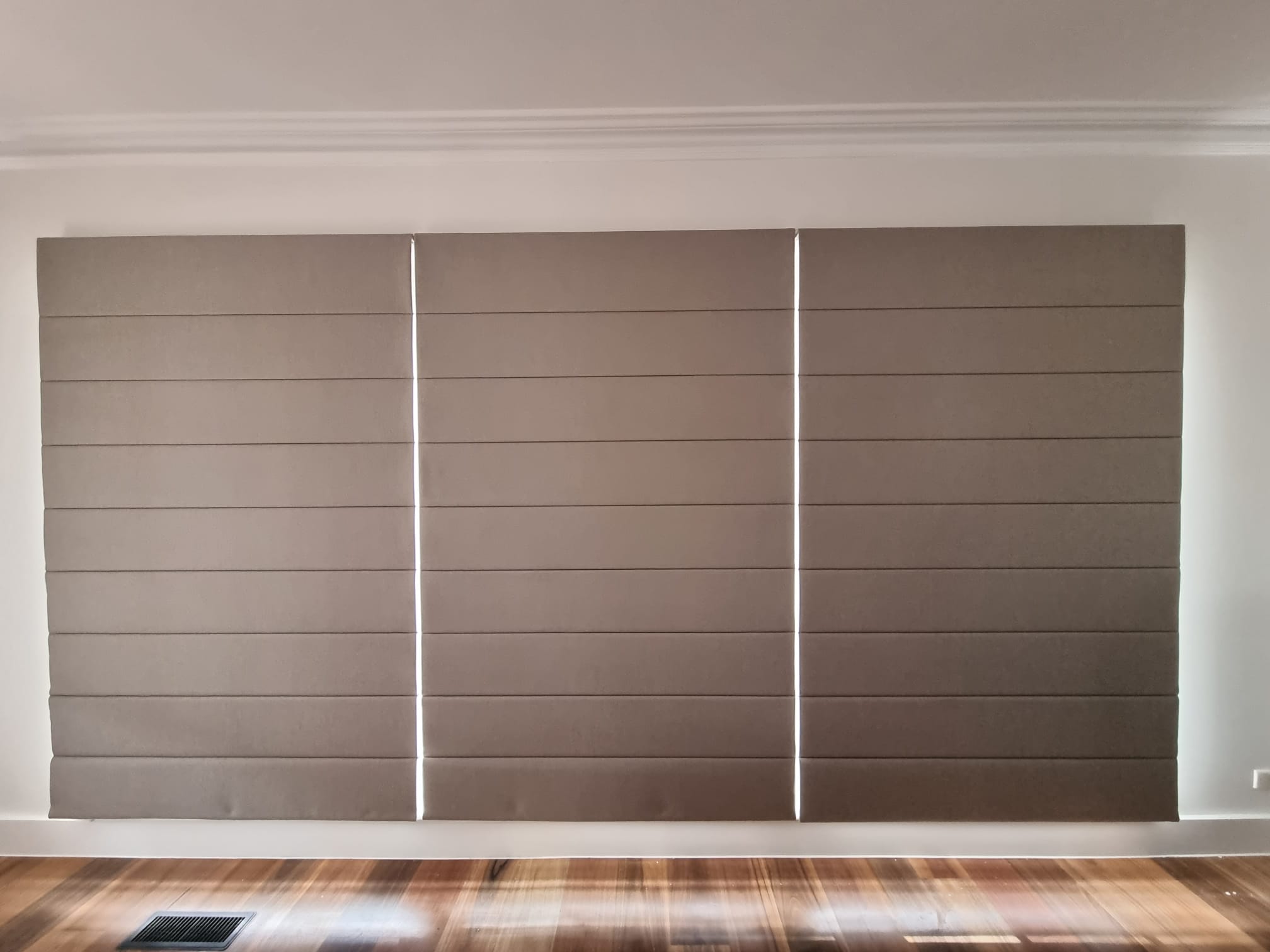 custom-roman-blinds-melbourne (1)